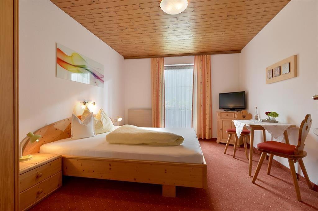Landhaus Gredler Mayrhofen Ngoại thất bức ảnh